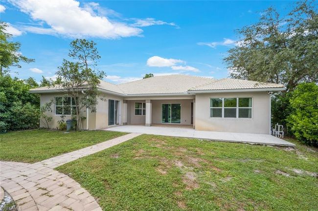 3120 68th St Sw, House other with 3 bedrooms, 3 bathrooms and null parking in Naples FL | Image 36