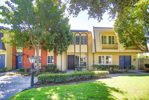 1802 W Glenoaks Ave, Anaheim, CA, 92801-4012 | Card Image