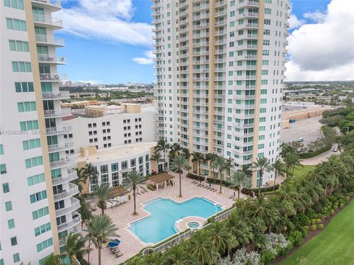 1403e-1755 E Hallandale Beach Blvd, Hallandale Beach, FL, 33009-4684 | Card Image