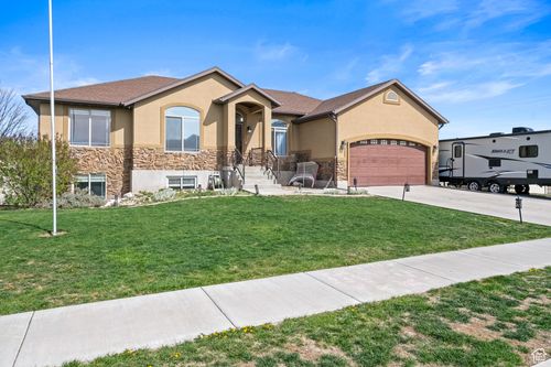 680 N 980 W, Tremonton, UT, 84337-2421 | Card Image