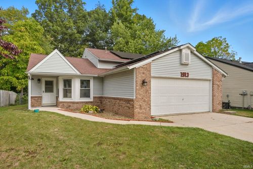 1913 Falcon Hill Pl, Fort Wayne, IN, 46825-3049 | Card Image