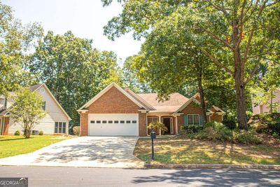 550 Creek Stone Lane, House other with 3 bedrooms, 2 bathrooms and null parking in Stone Mountain GA | Image 2