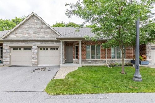 3 Wingett Way, Lakefield, ON, K0L2H0 | Card Image
