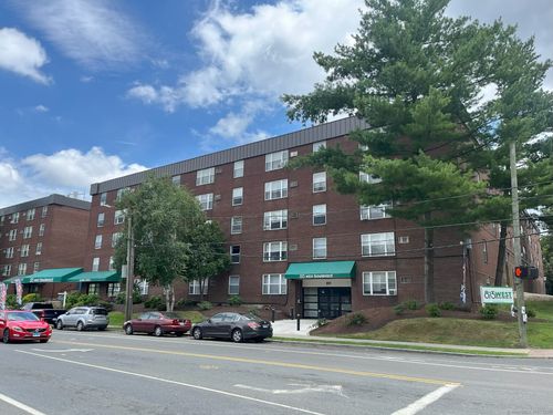 apt-320-891 West Blvd, Hartford, CT, 06105-4131 | Card Image