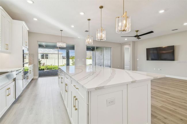 29647 Cassino Ct, House other with 3 bedrooms, 3 bathrooms and null parking in WESLEY CHAPEL FL | Image 14