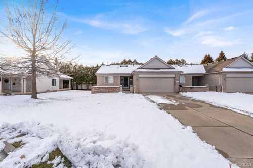 41057 Glenleven Ct, Clinton Township, MI, 48038-5856 | Card Image