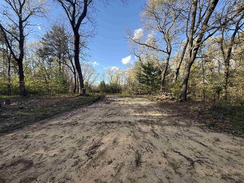 W1336 Arbor Lake Ct, Lyndon Station, WI, 53944 | Card Image