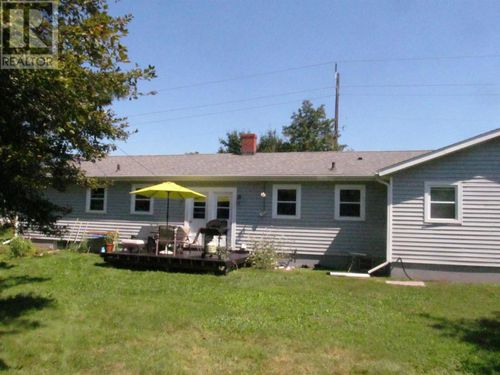 13-15 Macausland Dr, Charlottetown, PE, C1A6P7 | Card Image