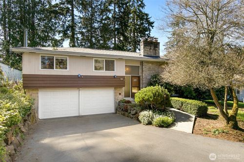 135 Nw 181st St, Shoreline, WA, 98177-3435 | Card Image