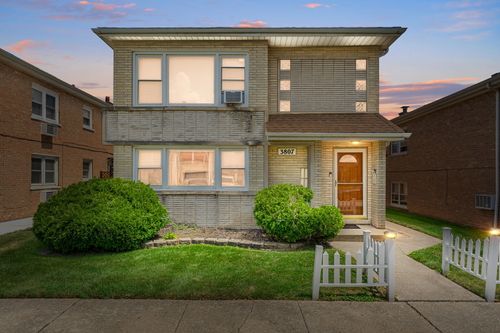 3807 Scoville Ave, Berwyn, IL, 60402-6425 | Card Image