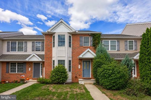476 Balmer Rd, Lititz, PA, 17543-6815 | Card Image