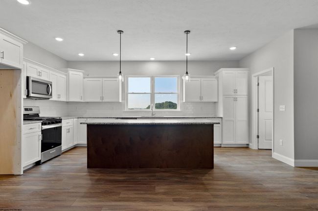 272 Red Oak Ln, Townhouse with 3 bedrooms, 3 bathrooms and 2 parking in Morgantown WV | Image 14