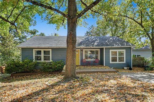 855 N Fritz Dr, Fayetteville, AR, 72701-2114 | Card Image