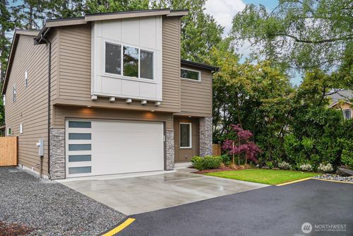 713 N 188th St, Shoreline, WA, 98133-3904 | Card Image