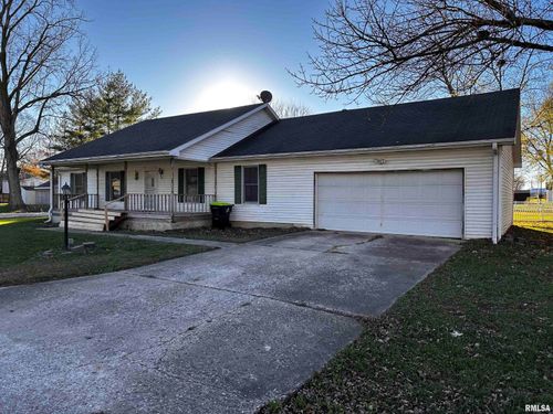 4 Walker Avenue, Beardstown, IL, 62618 | Card Image