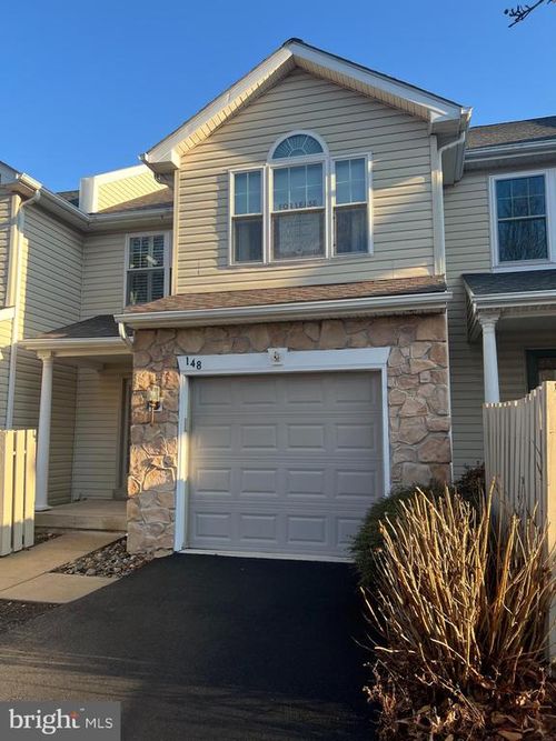 148 Galway Cir, CHALFONT, PA, 18914-3960 | Card Image