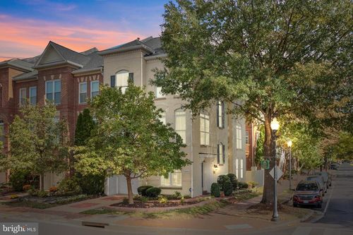 5255 Pocosin Ln, ALEXANDRIA, VA, 22304-8675 | Card Image