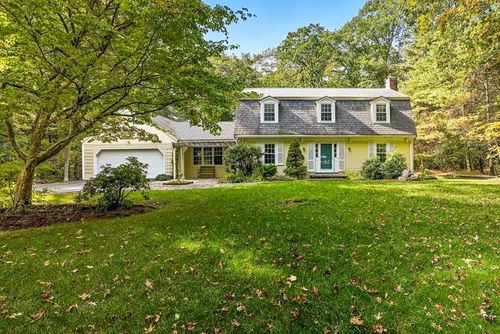 18 Coolidge Rd, Wayland, MA, 01778-2402 | Card Image