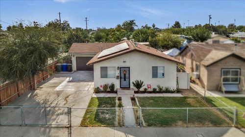 861 S Myrtle Avenue, Dinuba, CA, 93618 | Card Image