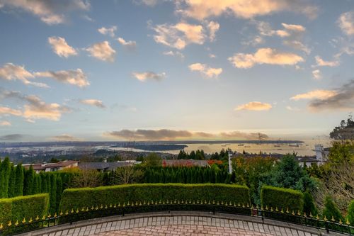 1409 Chartwell Dr, West Vancouver, BC, V7S2R7 | Card Image
