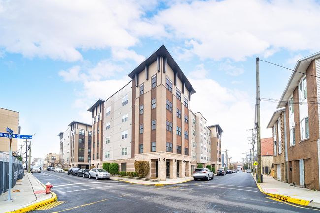 APT-406 - 5808 Washington St, Condo with 3 bedrooms, 2 bathrooms and null parking in West New York NJ | Image 10