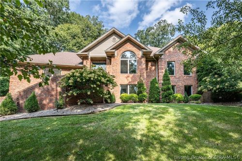 3016 Evanna Ct, Floyds Knobs, IN, 47119-9620 | Card Image