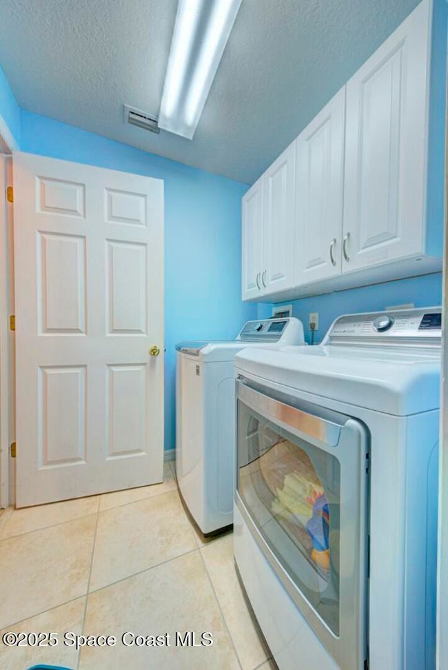 Laundry | Image 32