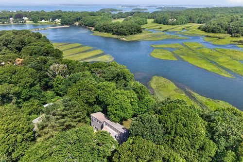 14 Ellen Lane, Pocasset, MA, 02559 | Card Image