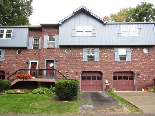 202 Timberglen Dr, Imperial, PA, 15126-9206 | Card Image