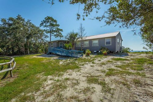 2738 Highway 98 W, Carrabelle, FL, 32322-2023 | Card Image