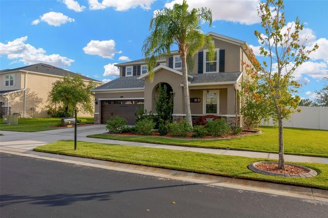 5624 Fisher Glen Loop, House other with 4 bedrooms, 4 bathrooms and null parking in WESLEY CHAPEL FL | Image 70