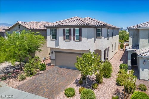 9136 Cocowoods Pl, Las Vegas, NV, 89148-5331 | Card Image