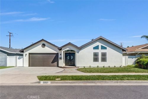 5851 Snead Dr, Huntington Beach, CA, 92649-2755 | Card Image