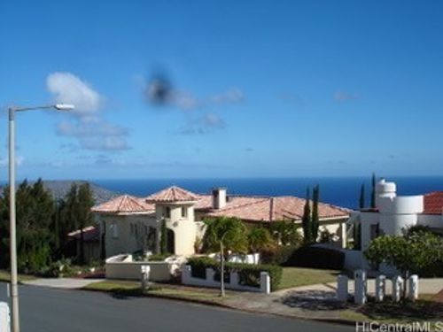 97 Moaniala Pl, Honolulu, HI, 96821-2543 | Card Image