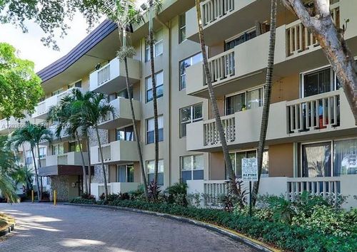 506-1805 Sans Souci Blvd, North Miami, FL, 33181-3004 | Card Image