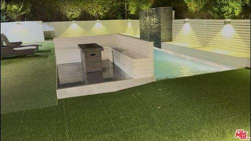20716 Nashville St, Chatsworth, CA, 91311 | Card Image