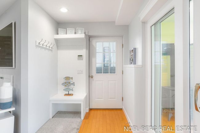 51-web-or-mls-16093-harbor-point-dr | Image 36