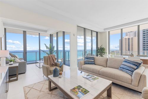 h1204-3100 N Ocean Dr, Riviera Beach, FL, 33404-3214 | Card Image