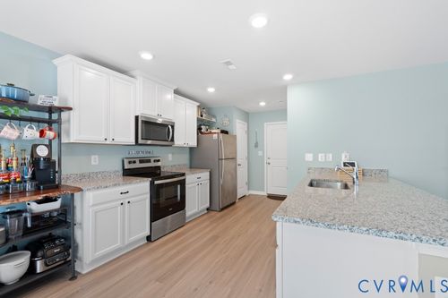 7911 Honeybee Ct, North Prince George, VA, 23860-8060 | Card Image