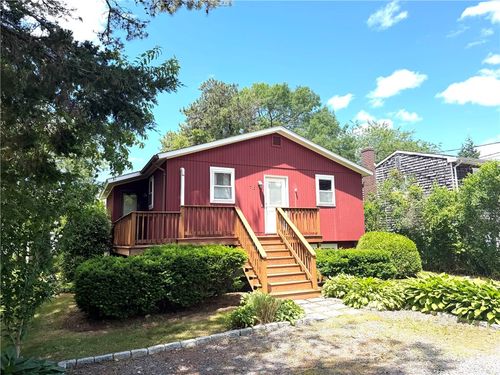 76 Hemlock Rd, South Kingstown, RI, 02879-5509 | Card Image
