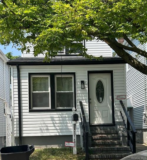 13140 135th Pl, South Ozone Park, NY, 11420-3503 | Card Image