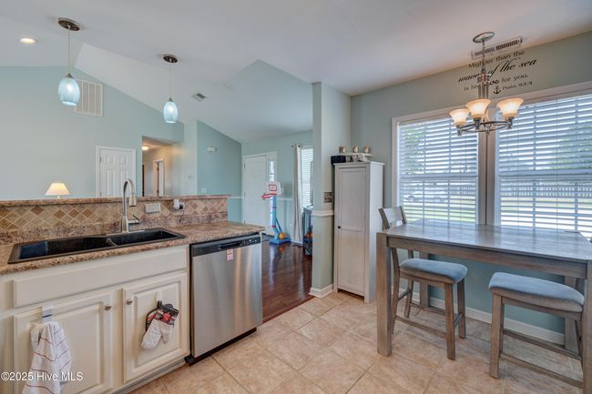 71 Twin Oaks Dr, House other with 3 bedrooms, 3 bathrooms and null parking in Hampstead NC | Image 8