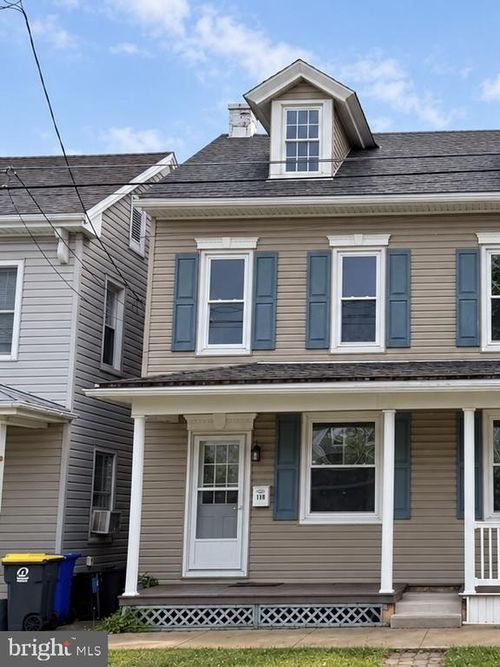 119 N Robeson St, ROBESONIA, PA, 19551-1230 | Card Image