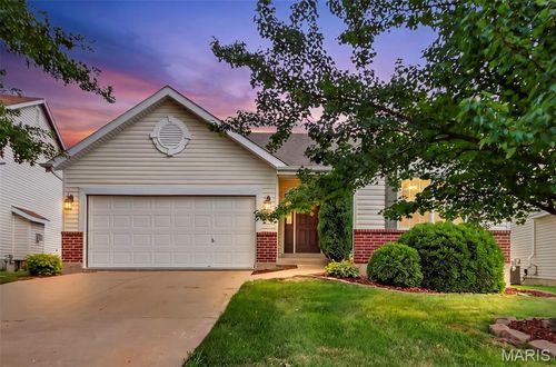429 Briarchase Pl, Lake St Louis, MO, 63367-6454 | Card Image