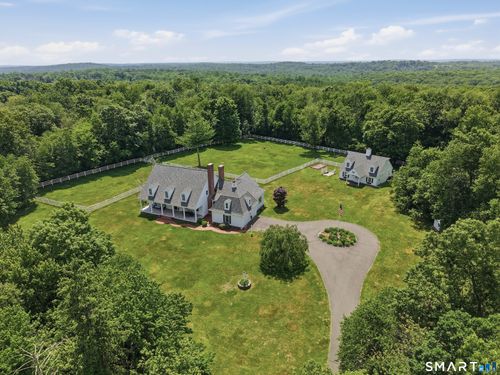 395 Sperry Rd, Bethany, CT, 06524-3541 | Card Image