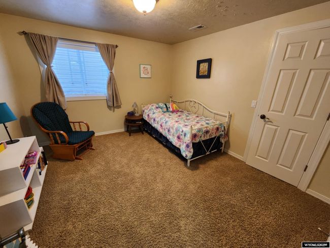 510 Oak Creek Dr, House other with 6 bedrooms, 3 bathrooms and null parking in Rock Springs WY | Image 29
