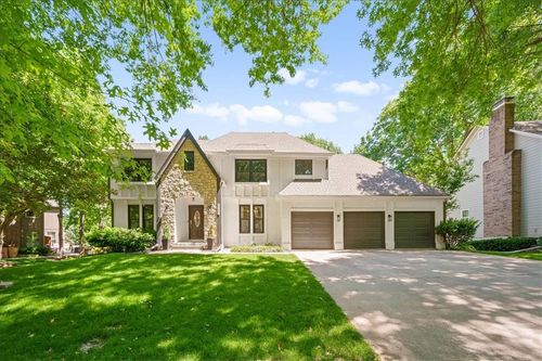 8105 W 99th St, Overland Park, KS, 66212-3445 | Card Image