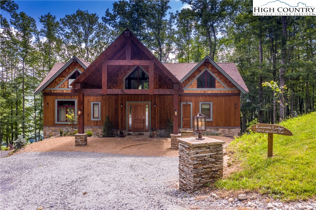 Eagles Nest Trl, Banner Elk, NC 28604