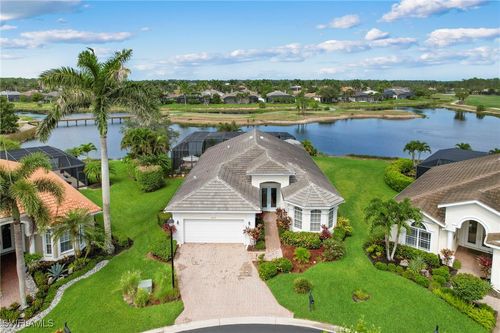 4924 Sedgewood Ln, NAPLES, FL, 34112-7931 | Card Image