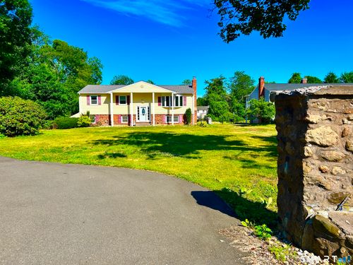 2007 Hartford Tpke, North Haven, CT, 06473-1046 | Card Image